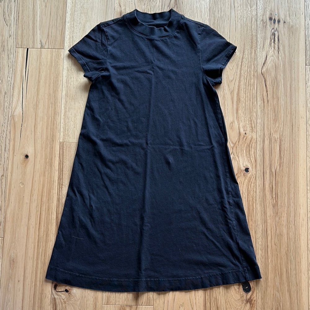 Everlane Black Mini Dress with Mandarin Collar and Short Sleeves